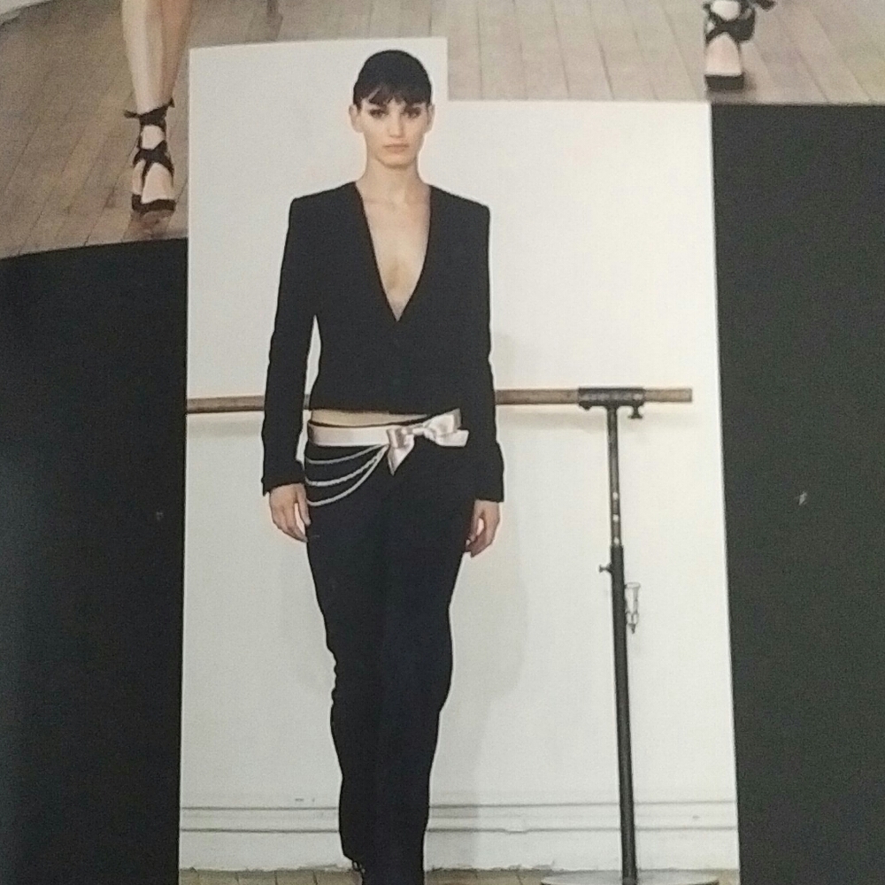 CHANEL - Bow Chain Belt - Picture 5 of 5